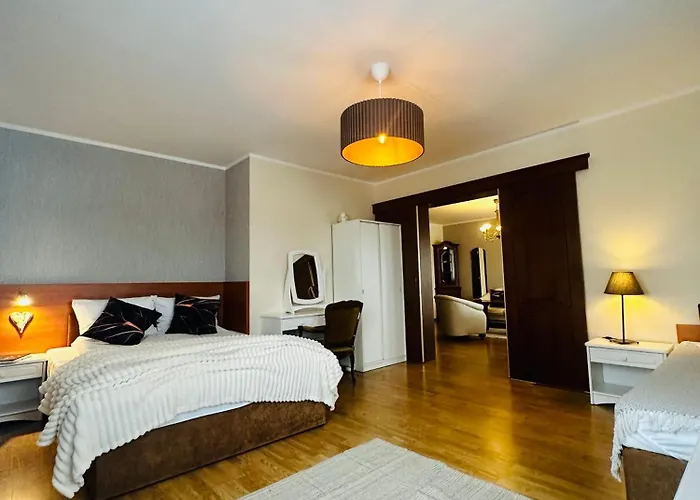 Отель Golabek 3*